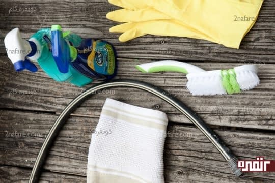 وسایل مورد نیاز برای تمیز کردن سطل زباله