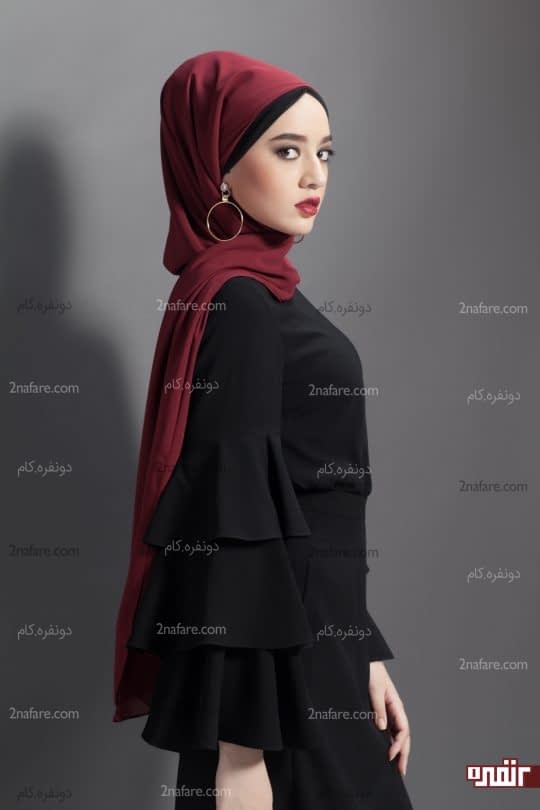 شال و روسری رنگی با لباس مشکی