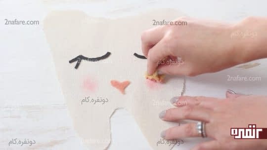 صورتی کردن لپ ها