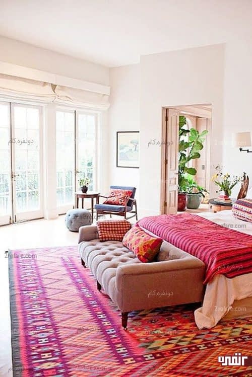 اتاق خواب سبک بوهو با فرش سنتی و خوش رنگ