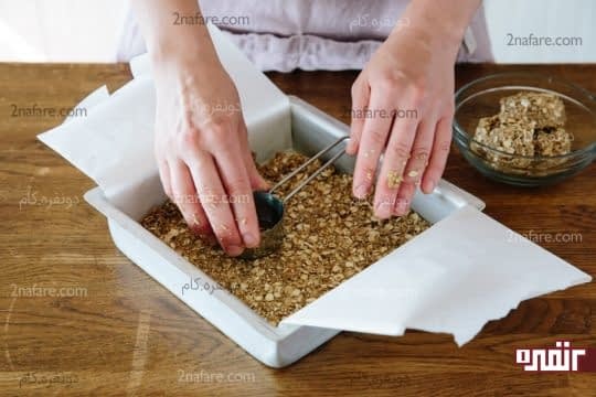 ریختن کراست کف قالب