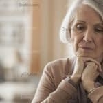 علائم افسردگی در زنان بالای 50 سال