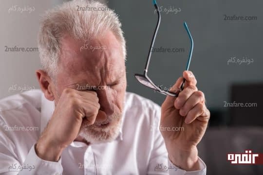 علائم همراه با سوزش چشم