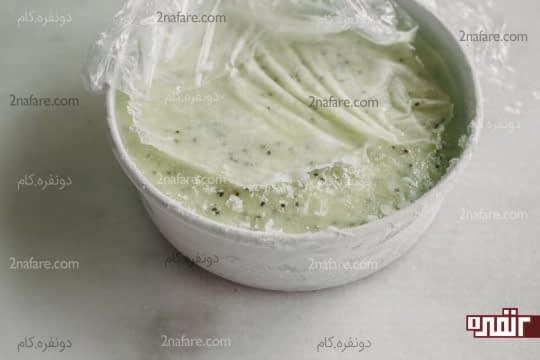 قرار دادن ظرف در فریزر