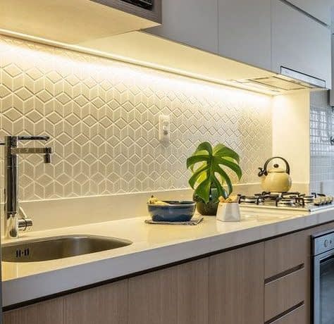 بک اسپلش با طرح هندسی
