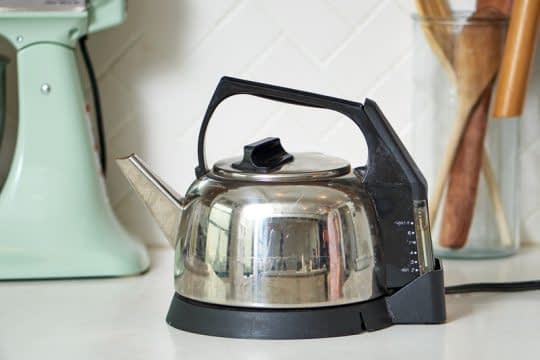 جوش کردن آب و روشن کردن فر