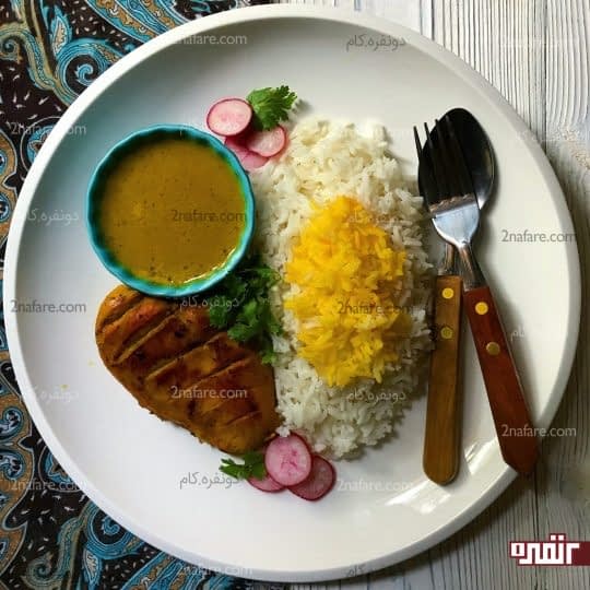 مرغ با سس غوره