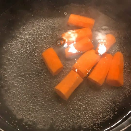 اضافه کردن هویج
