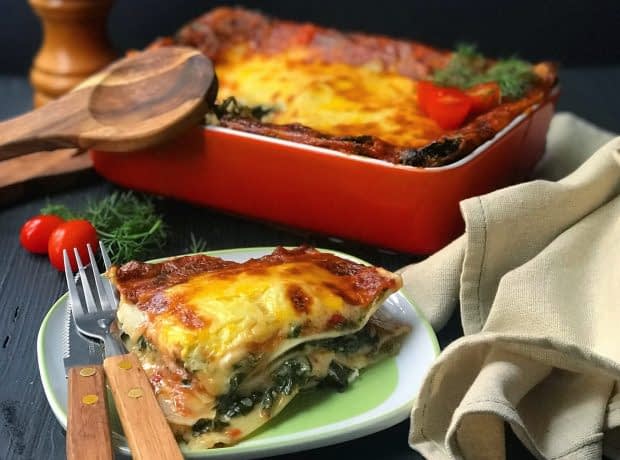 طرز تهیه لازانیا اسفناج مرحله به مرحله لازانیا اسفناج با سس گوجه فرنگی