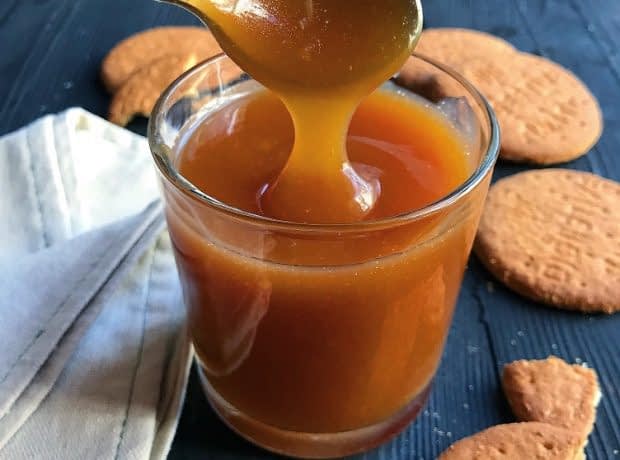 طرز تهیه سس کارامل مخصوص دسر سس کارامل