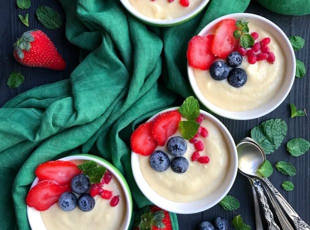 طرز تهیه فرنی وانیلی با آرد ذرت مرحله به مرحله فرنی وانیلی با آرد ذرت