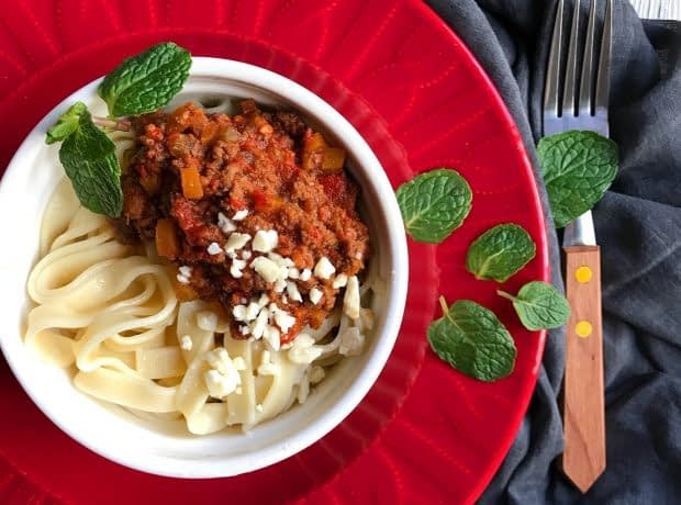طرز تهیه پاستا بلونیز (سس بلونیز) Bolognese pasta
