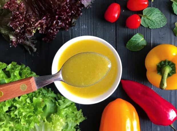 طرز تهیه سس وینگرت (وینیگرت) مرحله به مرحله سس وینگرت