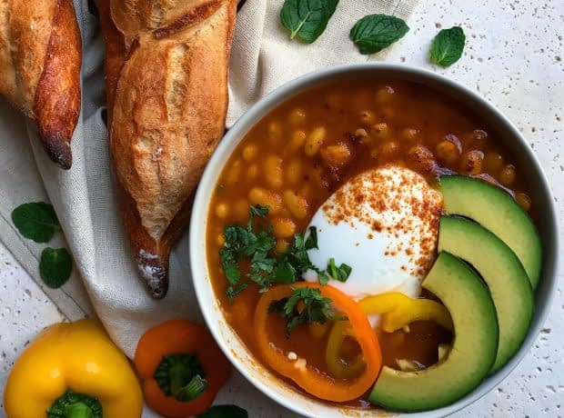 روش تهیه خوراک لوبیا سفید مرحله به مرحله navy bean chili