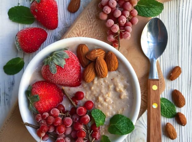 طرز تهیه اوتمیل بدون نیاز به پخت مرحله به مرحله oatmeal